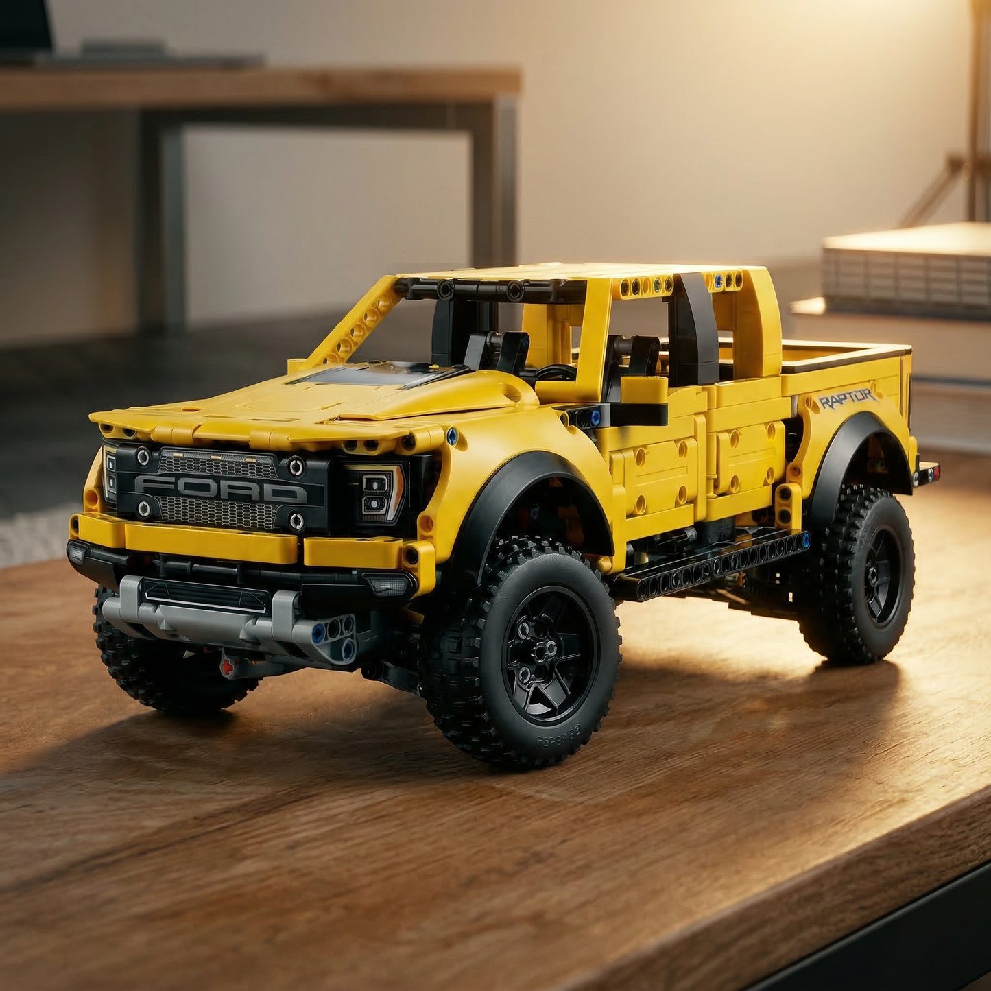 Ford F-150 Raptor Amarelo (1379 peças)