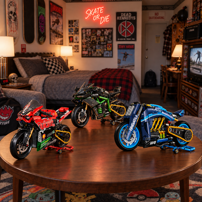 Trio de miniaturas Ducati V4, Kawasaki MG03 e moto conceito W4 em quarto gamer