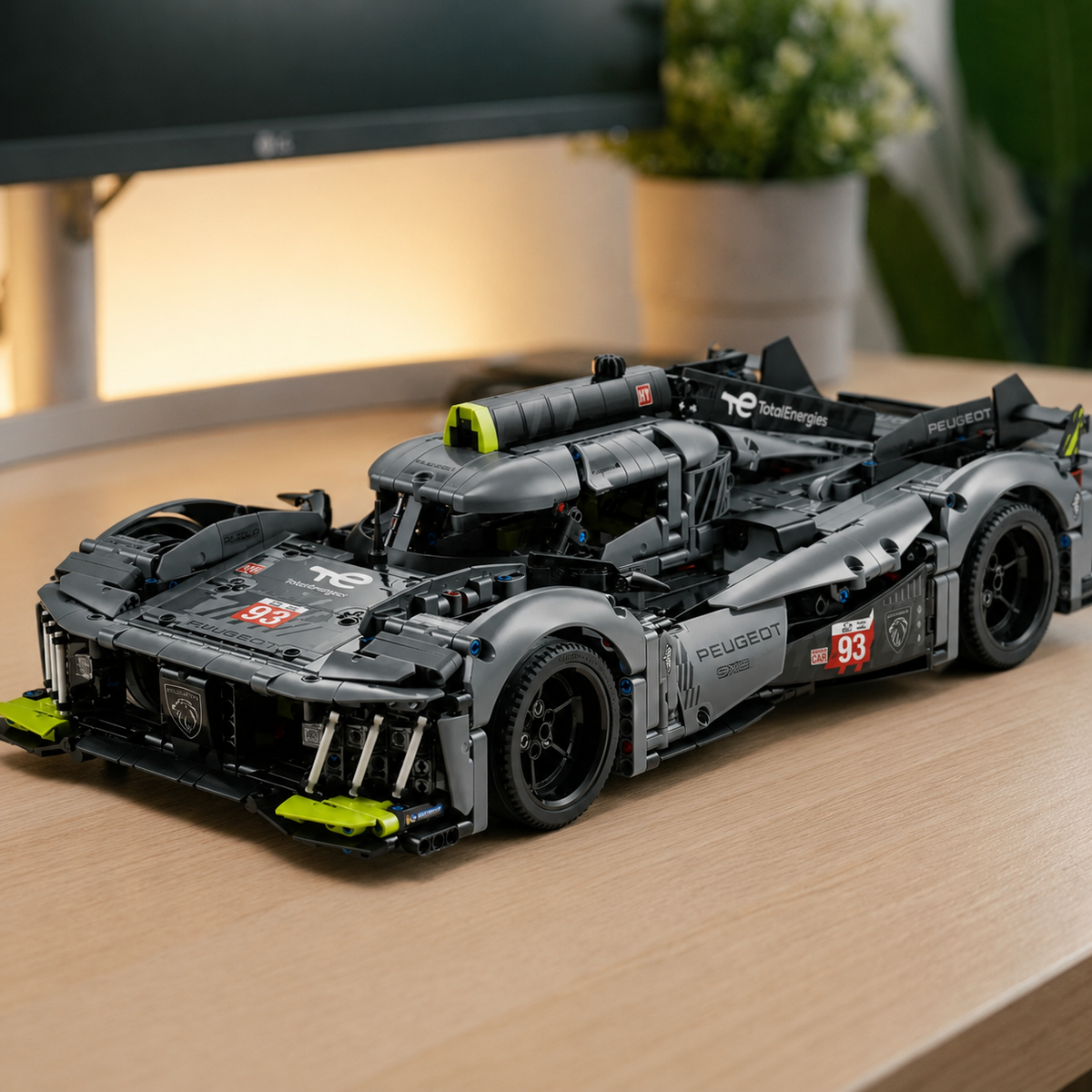 Compre Junto! Peugeot 9X8 Hybrid + Porsche 911 RSR + Ferrari 488 GTE