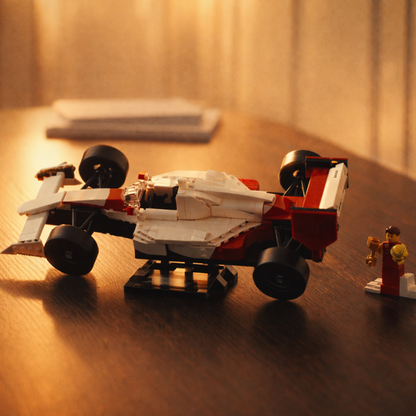 (20% OFF) Fórmula 1 - McLaren MP4/4 + Ayrton Senna (693 pçs)