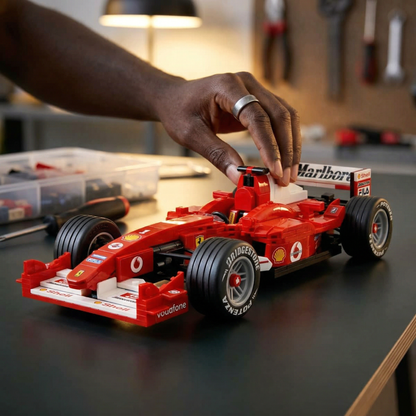 Ferrari F2004 - Michael Schumacher (735 peças)