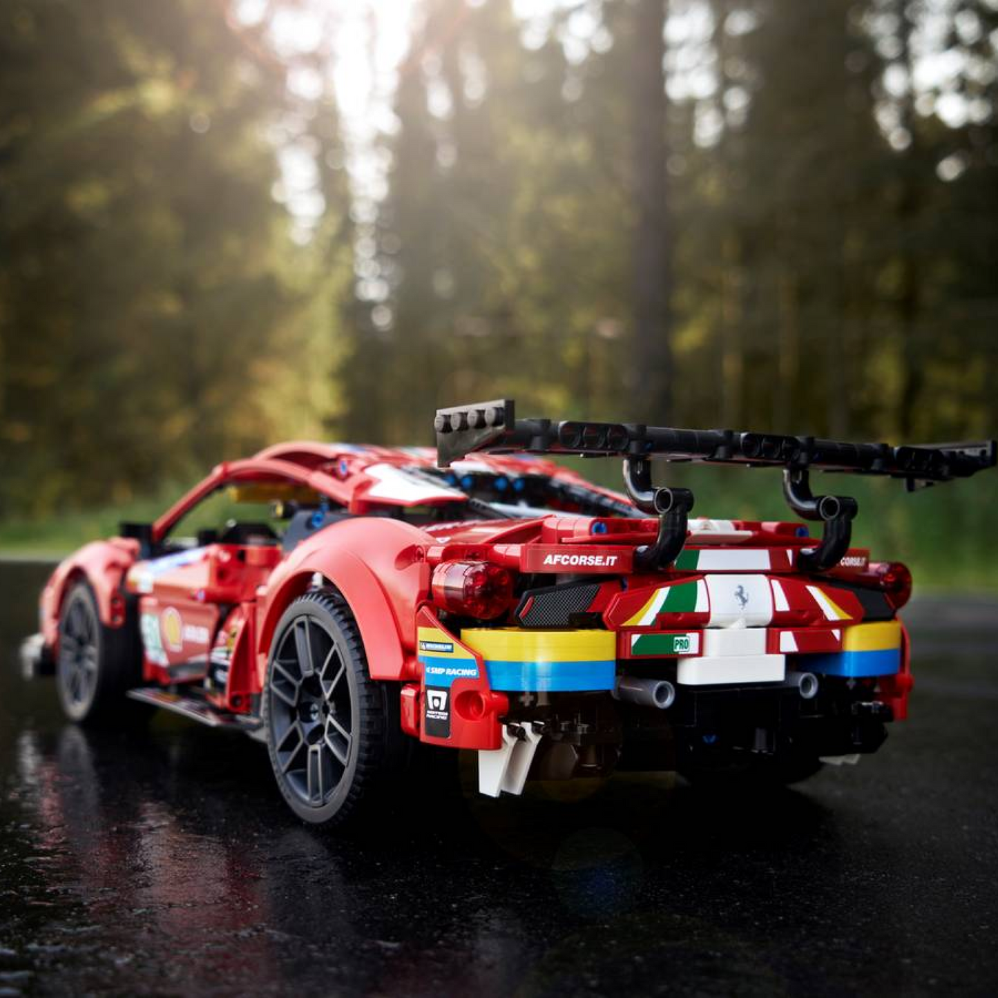 Ferrari 488 GTE (1677 peças)