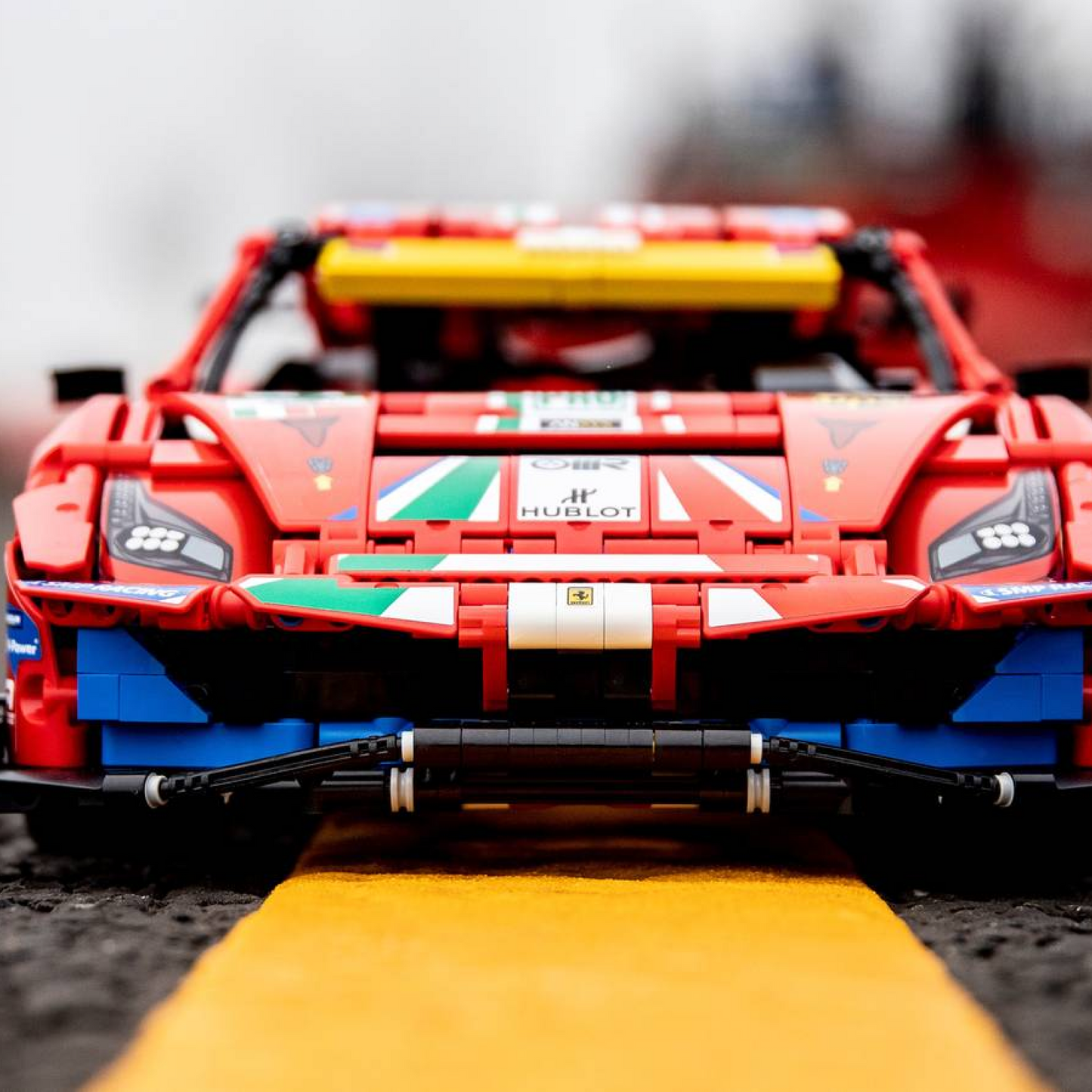 Ferrari 488 GTE (1677 peças)