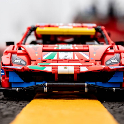 Ferrari 488 GTE (1677 peças)