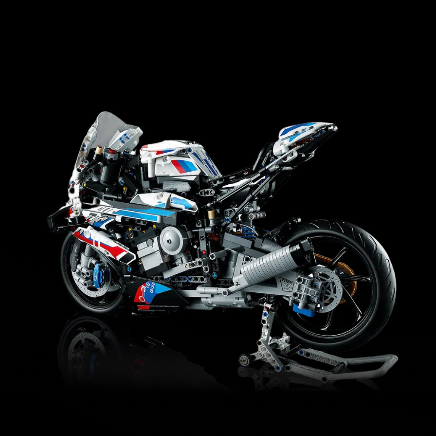 BMW M 1000 RR (1920 peças)