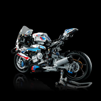 BMW M 1000 RR (1920 peças)