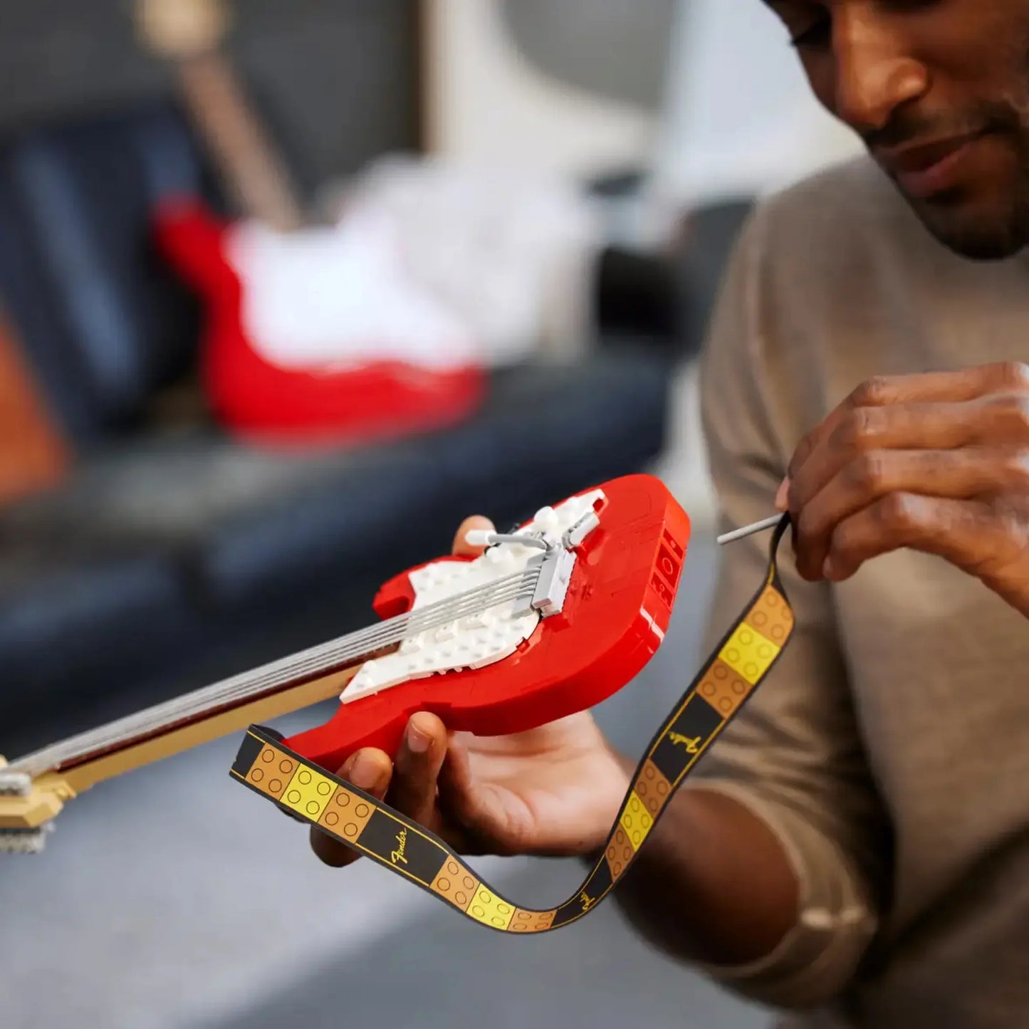 Guitarra Stratocaster (1074 peças)