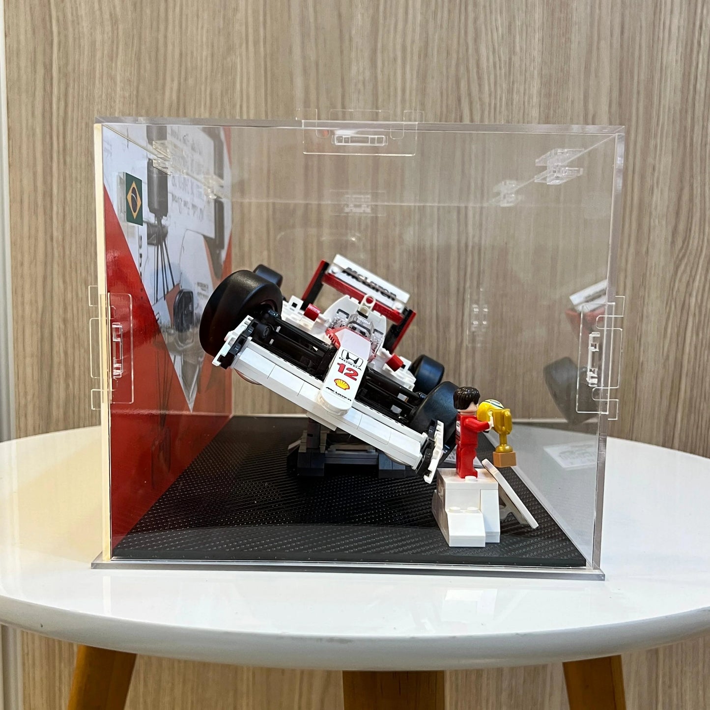 Expositor de Acrílico para a Mclaren MP4/4