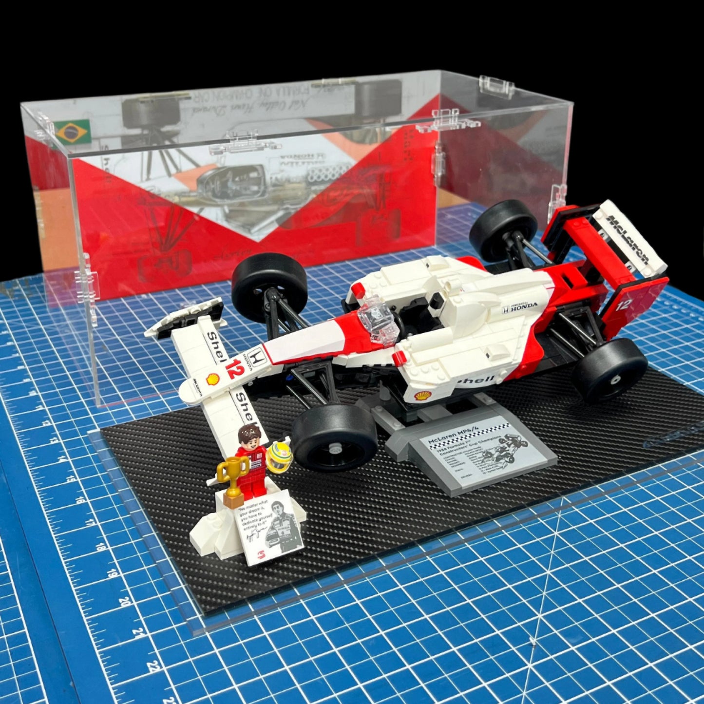 Expositor de Acrílico para a Mclaren MP4/4