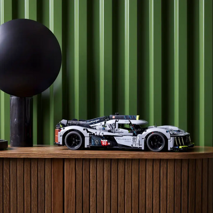 Peugeot 9x8 LeMan Hybrid Hypercar (1775 peças)
