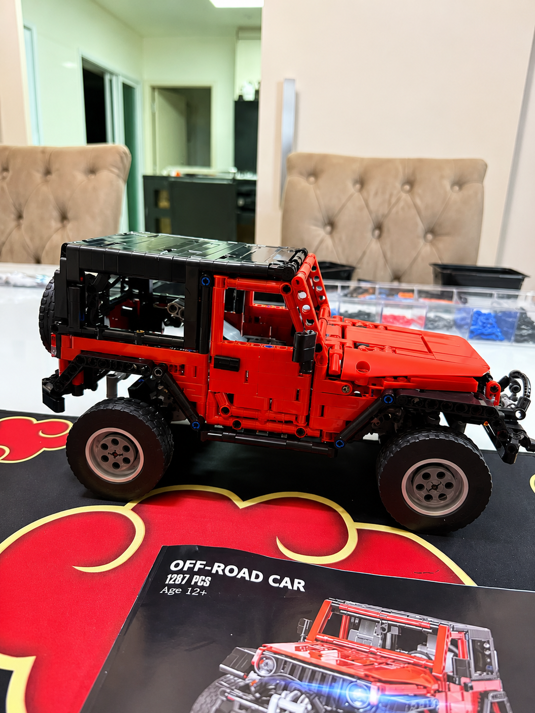 Jeep Wrangler (1287 peças)