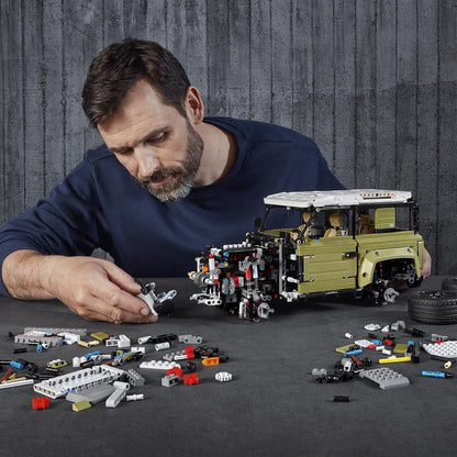 Land Rover Defender (2573 peças)