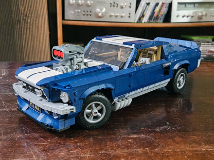 Ford Mustang (1471 peças)