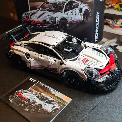 Porsche 911 RSR (1580 peças)