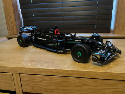 Fórmula 1 - Mercedes AMG W14 (1642 peças)