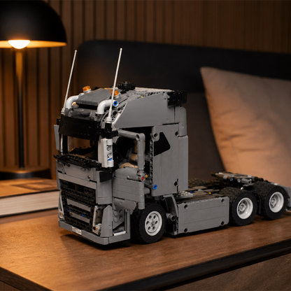 Volvo FH 6X4 (1073 pçs)