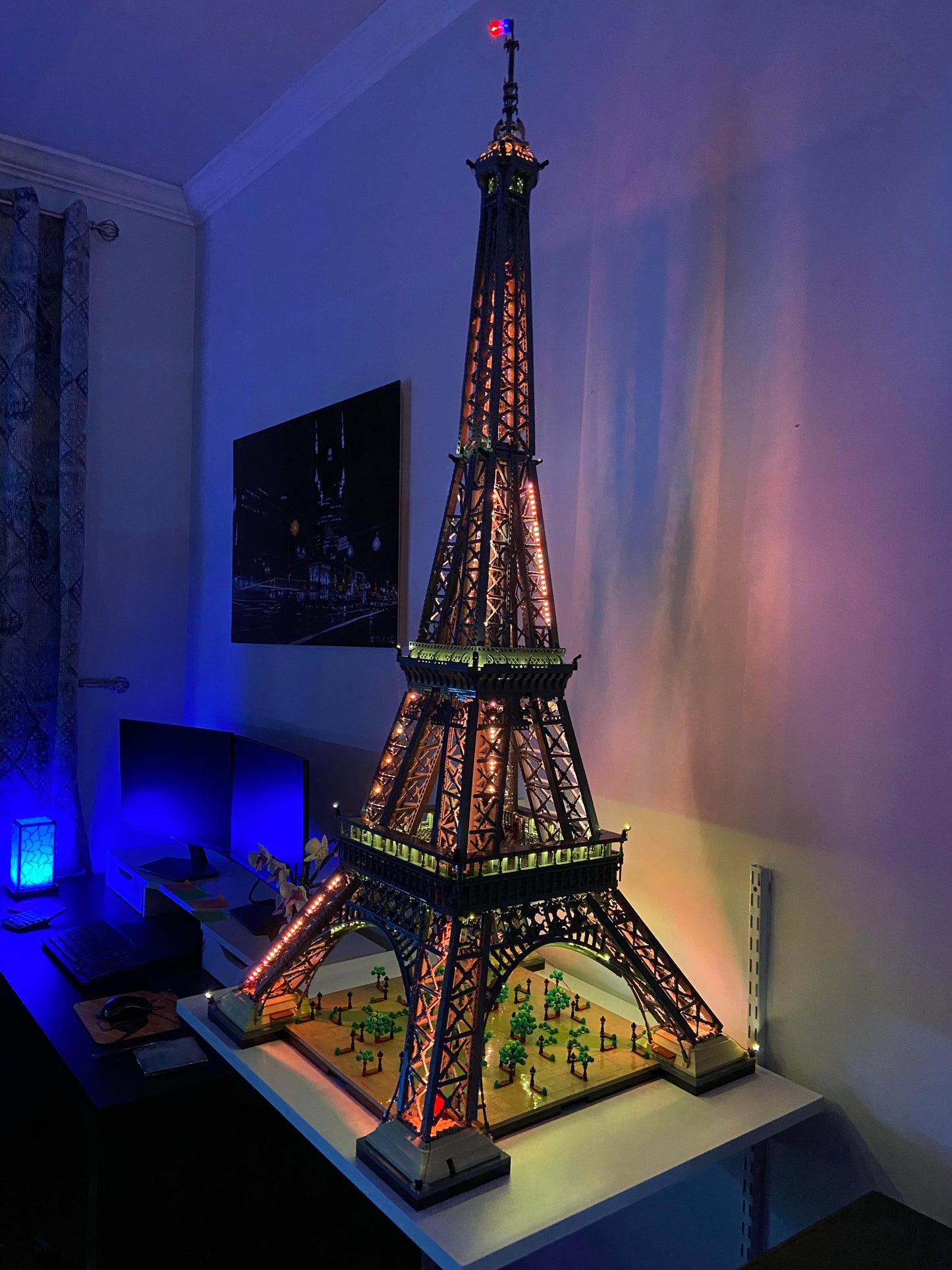 Torre Eiffel (10001 peças)