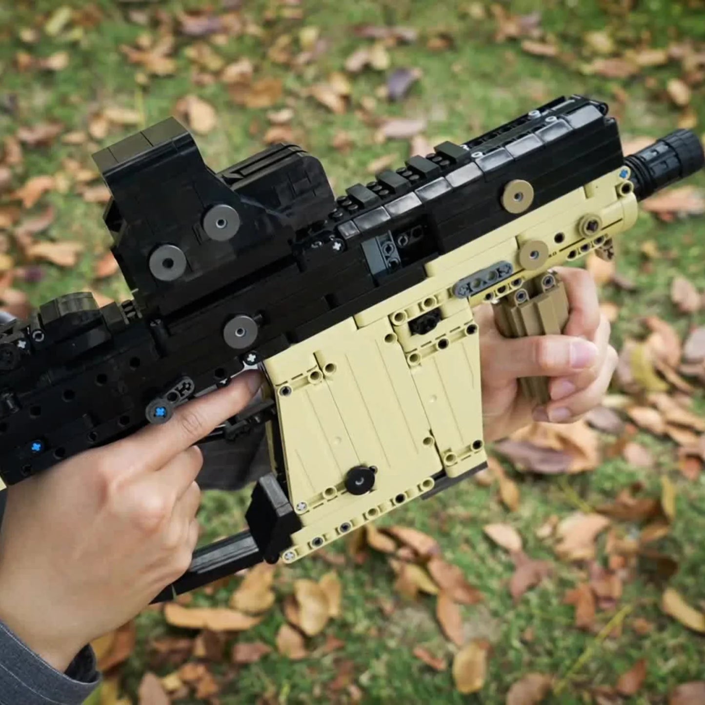 Submetralhadora Uzi (1558 peças)