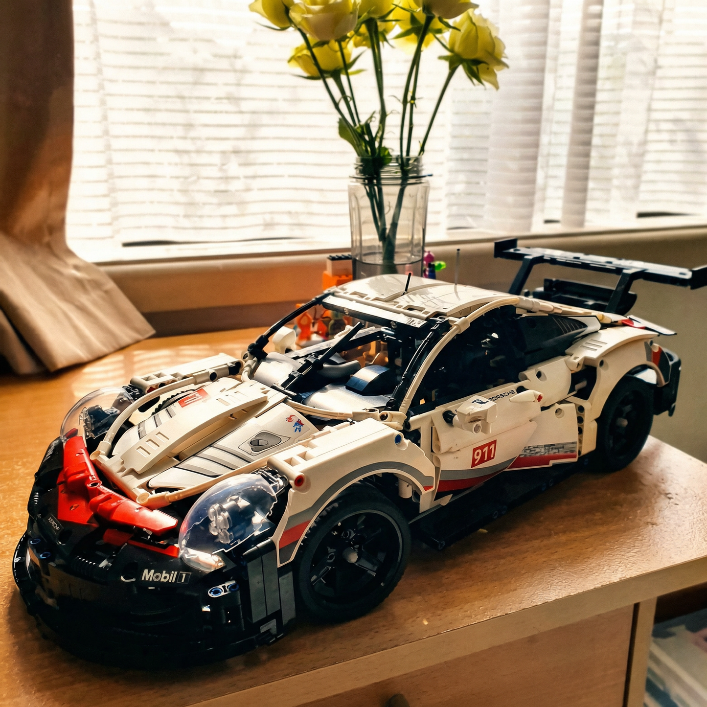 Porsche 911 RSR (1580 peças)