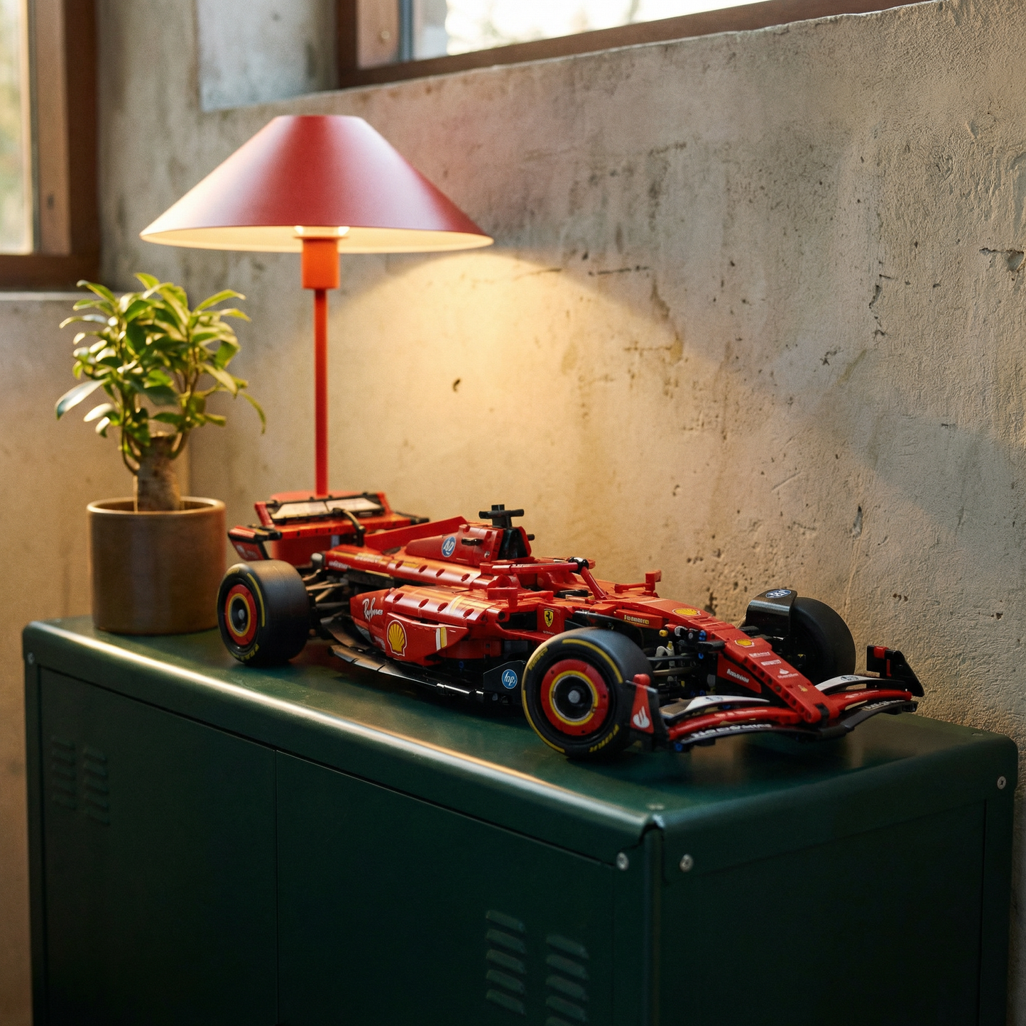 Compre Junto! As Três Fórmula-1 mais vendidas (Ferrari SF24, Mercedes AMG W14, Red Bull RB20)