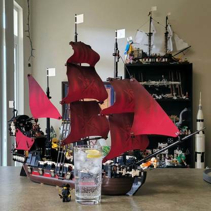Piratas do Caribe - Vingança da Rainha Ana (1097 peças)