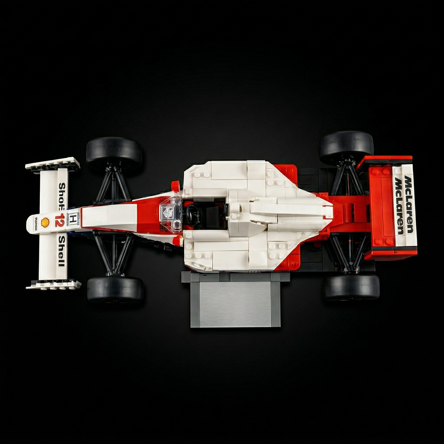 Fórmula 1 - McLaren MP4/4 + Ayrton Senna (693 peças)