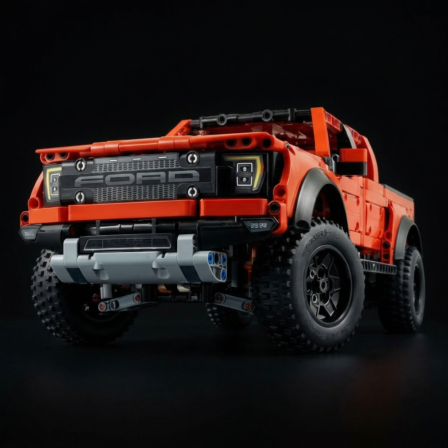 Ford F-150 Raptor Vermelho (1379 peças)
