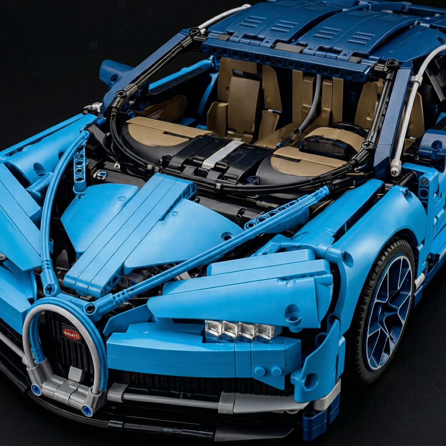 Bugatti Chiron (3599 peças)