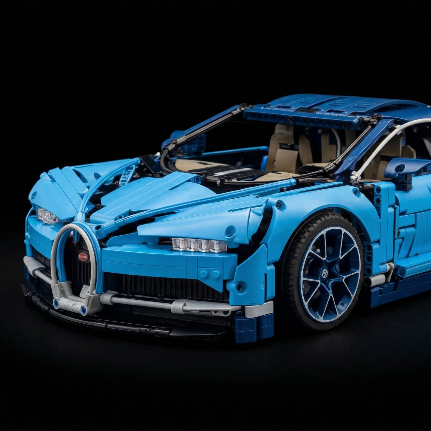 Bugatti Chiron (3599 peças)