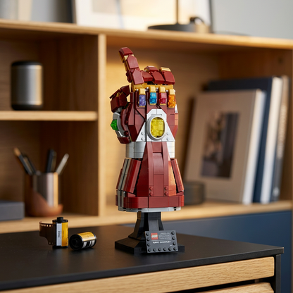 Manopla de Nanotecnologia do Tony Stark (675 peças)