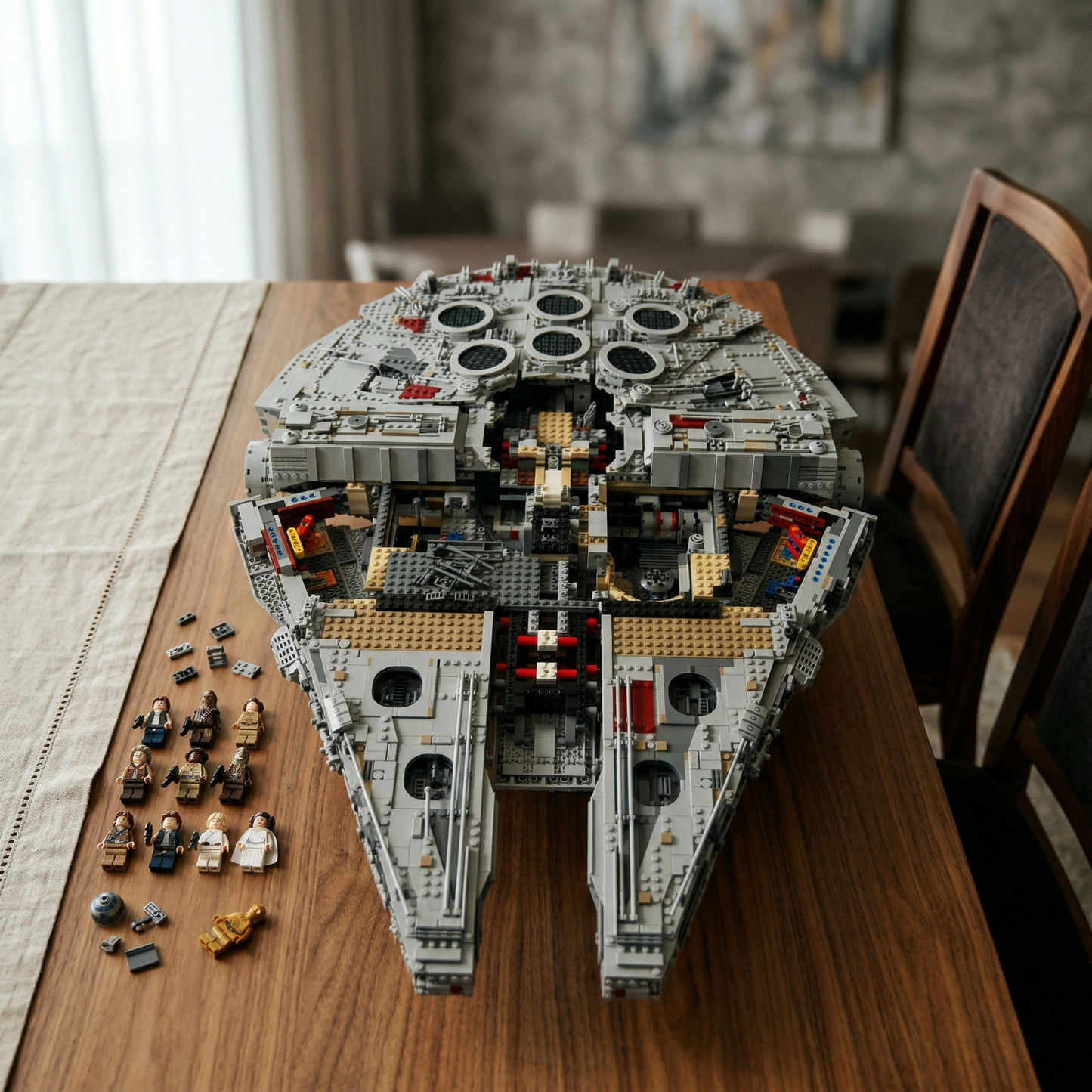Millennium Falcon (7541 peças)
