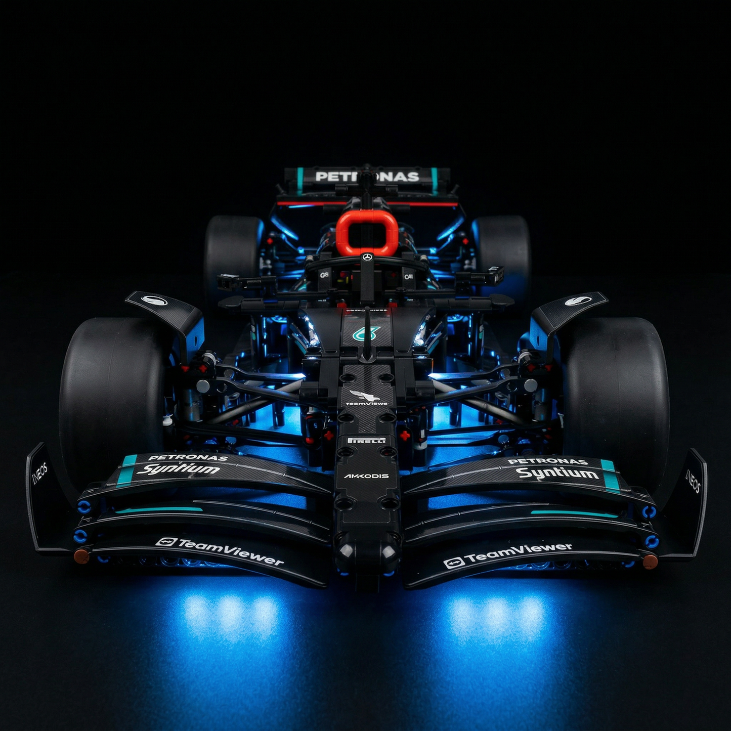 Kit de Iluminação para a Fórmula-1 Mercedes AMG W14 (1642 peças)
