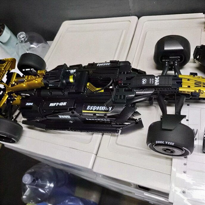 Fórmula 1 - Brad Pitt APXGP (1969 peças)