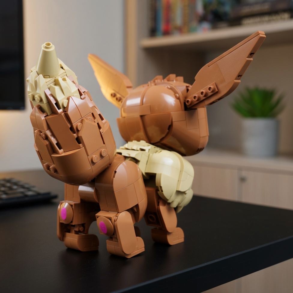 Pokémon - Eevee (587 peças)