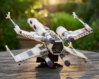 Star Wars - Caça-Estelar X-Wing (1949 peças)