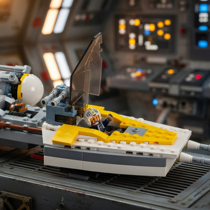 Star Wars - Y-Wing Starfighter (691 peças)