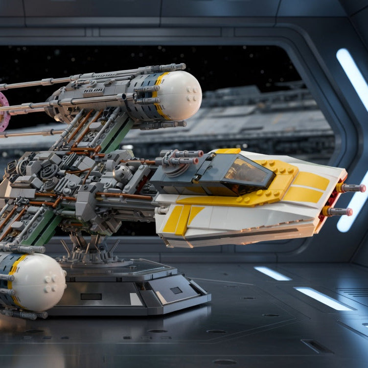 Star Wars - Y-Wing Starfighter (691 peças)