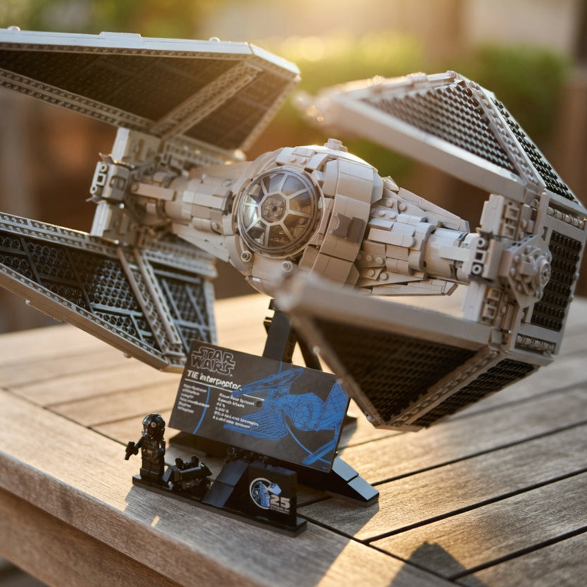 Star Wars - Interceptador TIE (1931 peças)