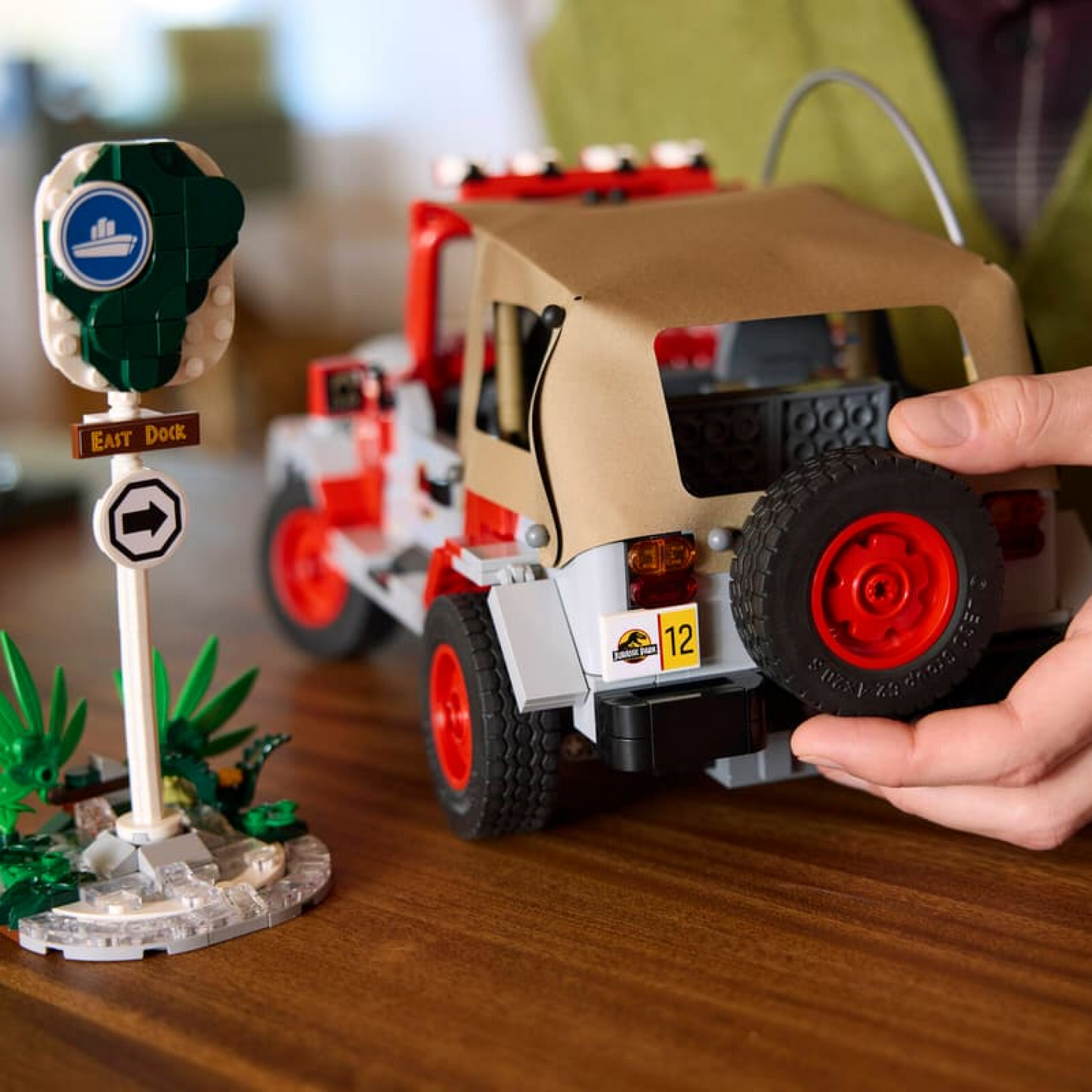Imagem original do Jeep Wrangler Jurassic Park