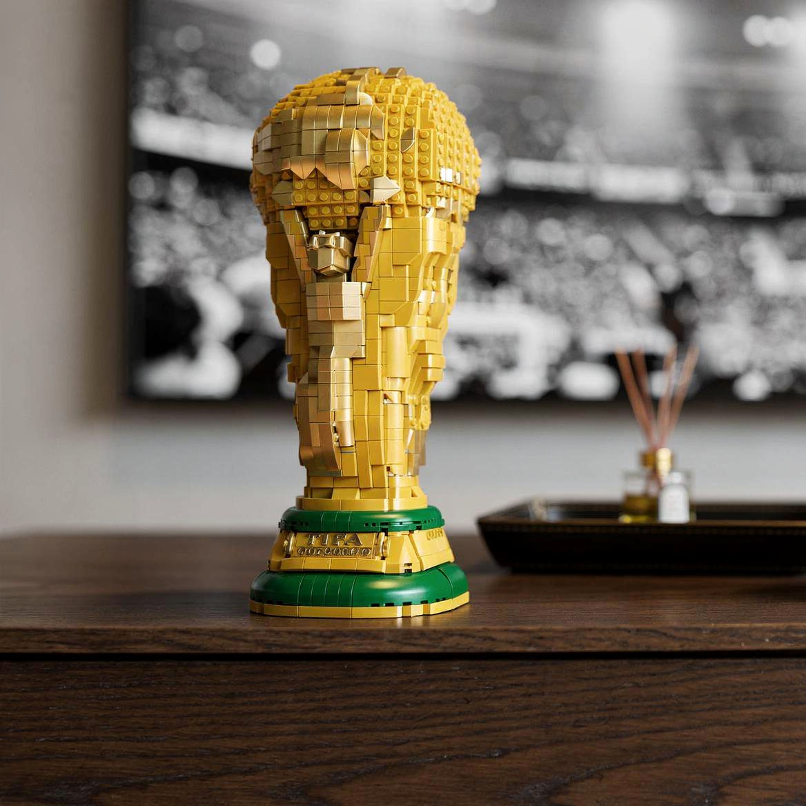 Compre Junto! Taça da Copa + Bola de Futebol