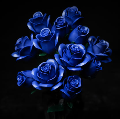 Buquê de Rosas Azuis (608 peças)