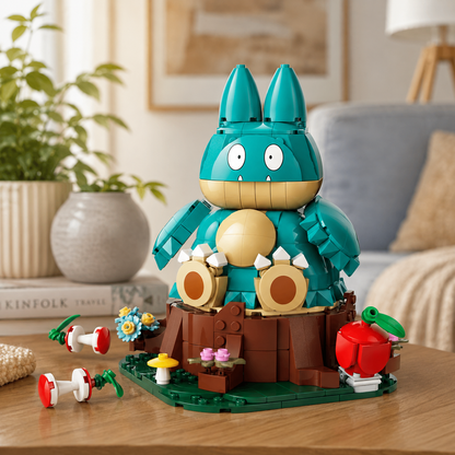 Munchlax montado sobre base com maçã e flores em ambiente residencial