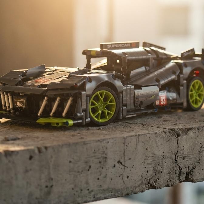 Compre Junto! Peugeot 9X8 Hybrid + Porsche 911 RSR + Ferrari 488 GTE