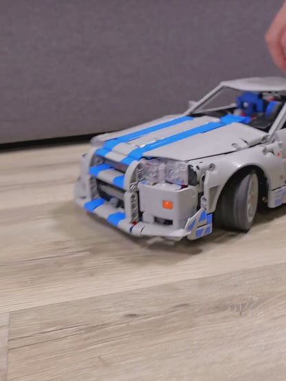 Velozes e Furiosos - Nissan Skyline GT-R (1410 peças)