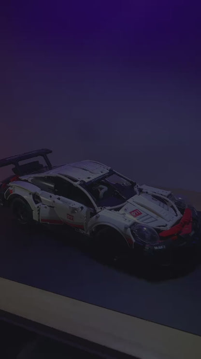 Porsche 911 RSR (1580 peças)