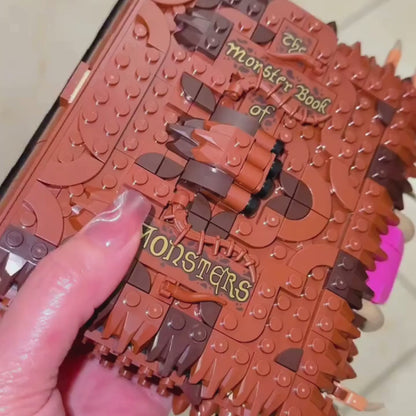 Harry Potter - Livro Monstro Mordedor (518 peças)
