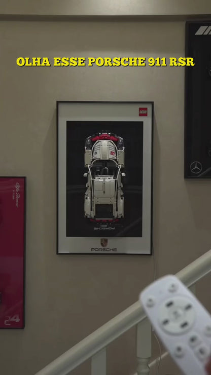 (63% OFF) Com Motor Boxer de 6 Cilindros e que Abre as Portas - Escala 1:10 - 1580 Peças