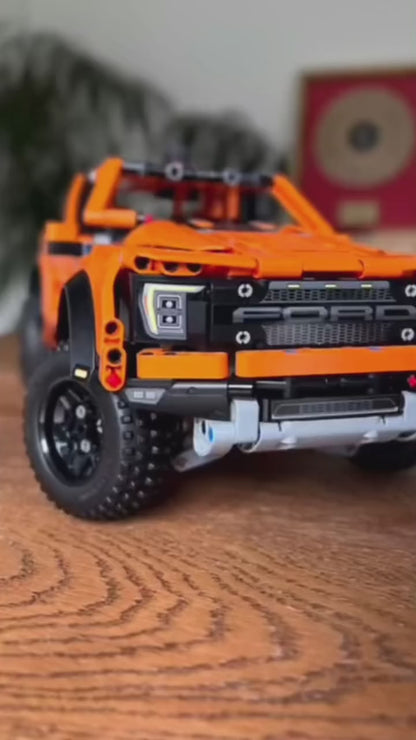 Ford Raptor F-150 (1379 peças)