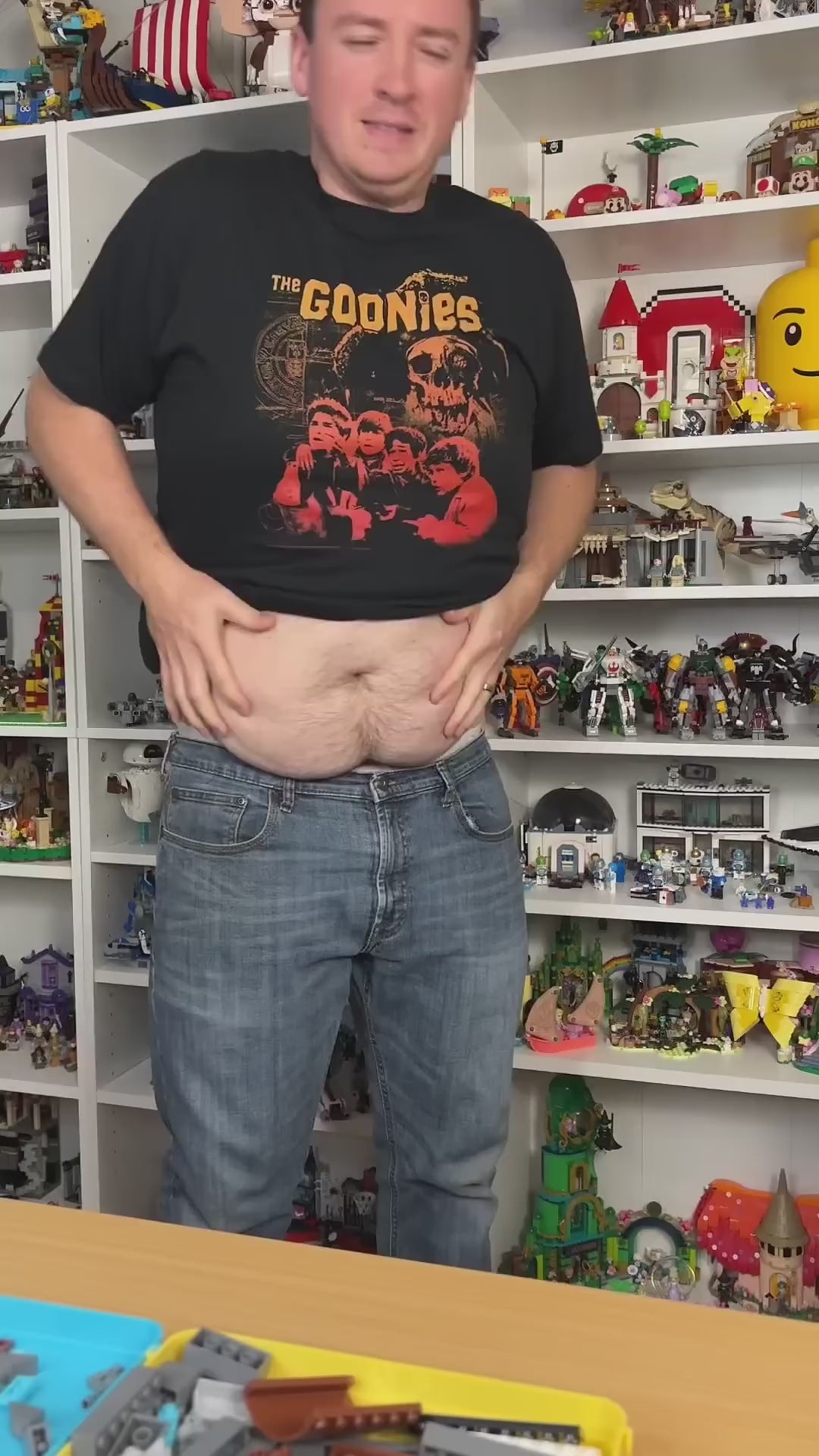 Vídeo de apresentação do produto Os Goonies (2.912 peças).