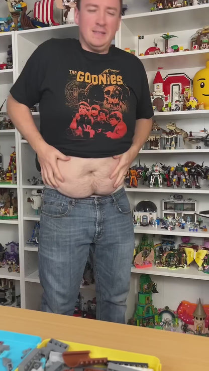 Vídeo de apresentação do produto Os Goonies (2.912 peças).
